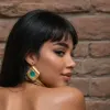 مولد الصور الإباحية بالذكاء الاصطناعي
