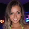 Generator obrazów pornograficznych z wykorzystaniem sztucznej inteligencji