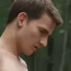 مولد الصور الإباحية بالذكاء الاصطناعي