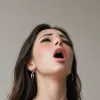 Generator obrazów pornograficznych z wykorzystaniem sztucznej inteligencji