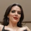 مولد الصور الإباحية بالذكاء الاصطناعي
