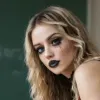 مولد الصور الإباحية بالذكاء الاصطناعي