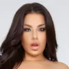مولد الصور الإباحية بالذكاء الاصطناعي