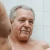 Generator obrazów pornograficznych z wykorzystaniem sztucznej inteligencji