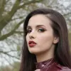 مولد الصور الإباحية بالذكاء الاصطناعي
