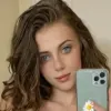 Generator obrazów pornograficznych z wykorzystaniem sztucznej inteligencji