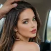 مولد الصور الإباحية بالذكاء الاصطناعي
