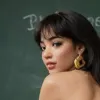 مولد الصور الإباحية بالذكاء الاصطناعي