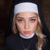 مولد الصور الإباحية بالذكاء الاصطناعي