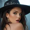 Generator obrazów pornograficznych z wykorzystaniem sztucznej inteligencji