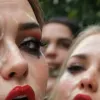 Generator obrazów pornograficznych z wykorzystaniem sztucznej inteligencji