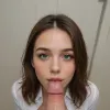 Generator obrazów pornograficznych z wykorzystaniem sztucznej inteligencji