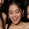 Penghasil gambar lucah AI