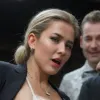 Generator obrazów pornograficznych z wykorzystaniem sztucznej inteligencji