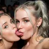Generator obrazów pornograficznych z wykorzystaniem sztucznej inteligencji