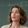 مولد الصور الإباحية بالذكاء الاصطناعي