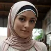 مولد الصور الإباحية بالذكاء الاصطناعي