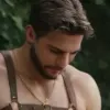مولد الصور الإباحية بالذكاء الاصطناعي