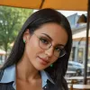 Generator obrazów pornograficznych z wykorzystaniem sztucznej inteligencji