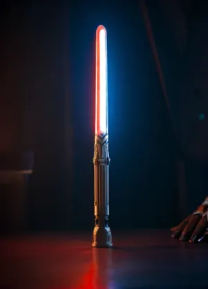 Me tropecé con una foto de Ahsoka Tano chupando un consolador que parecía una hoja de luz. La foto fue tomada desde un ángulo que hizo que pareciera que el consolador estaba realmente saliendo de su boca. Estaba claro